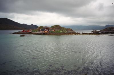 bajando del NK, casita pescadores Artico