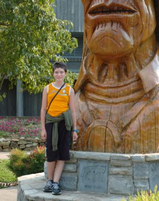 JPG CS VicStatue2 DSC_7246.jpg