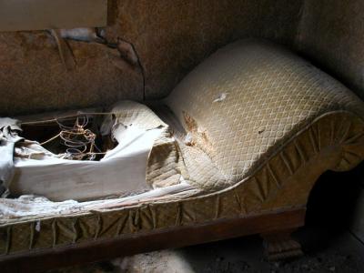 JPG CS Old Bed P6172084.jpg