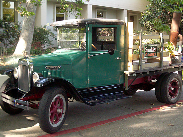 Citrus Truck