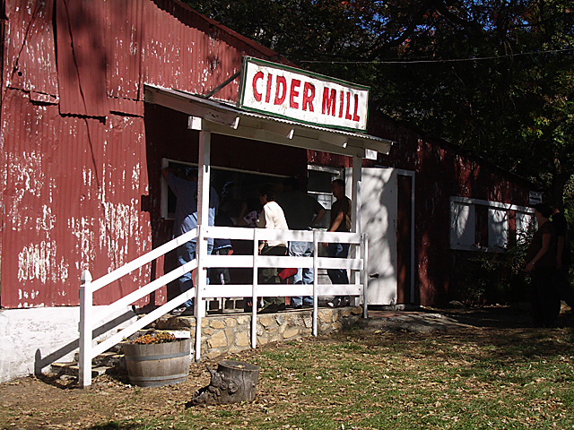 Snow-Crest Cider Mill