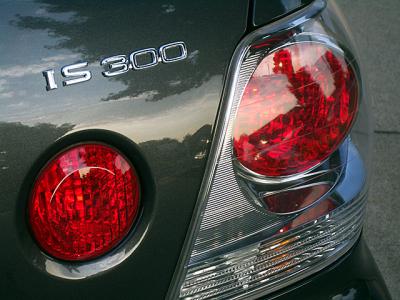 v3/78/459878/3/47440859.taillight.jpg