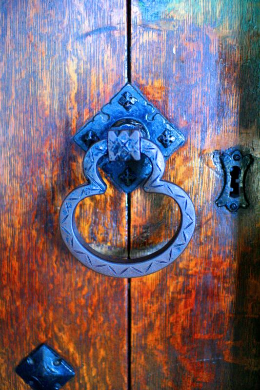 blue knocker
