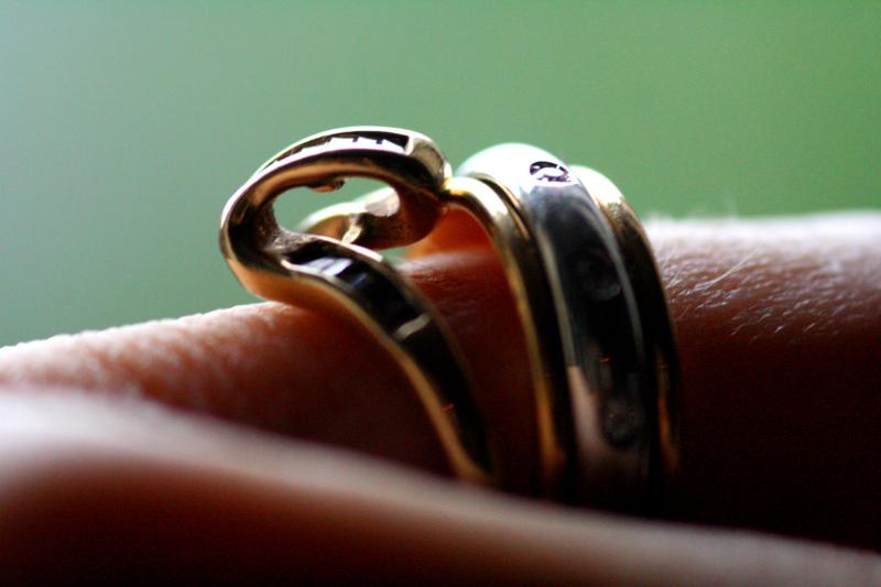 rings entwined