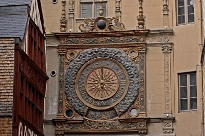 The Clock was moved here in 1527.