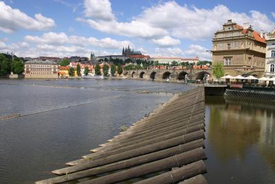 Karlov Most and breakwater, from Smetanavo nabr.