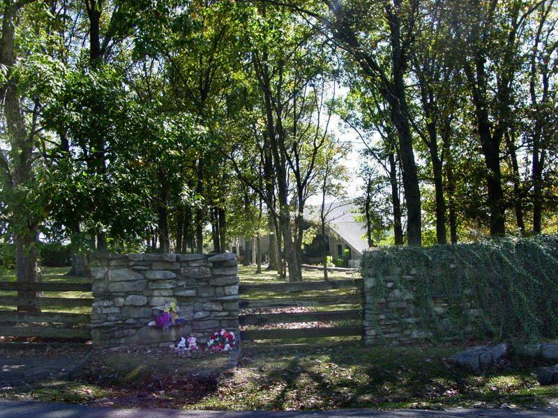 Johnny Cash Home in Hendersonville