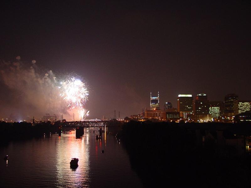 Nashville Downtown to the right (west)