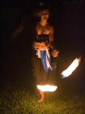 46MentoneFireDance05.jpg