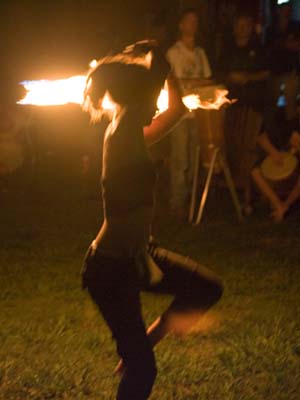 69MentoneFireDance05.jpg