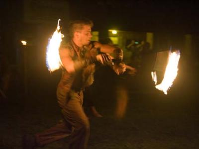 54MentoneFireDance05.jpg