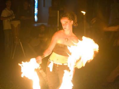 65MentoneFireDance05.jpg
