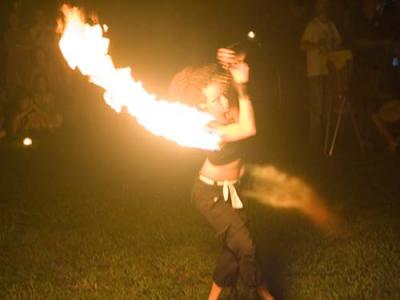 68MentoneFireDance05.jpg