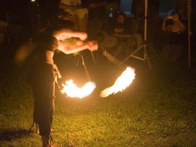 71MentoneFireDance05.jpg