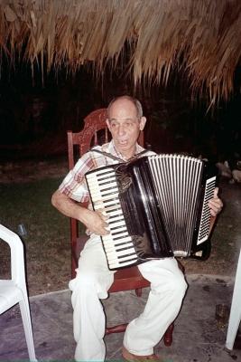 Antonito in Tamboril
