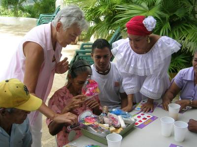 bingo winner choosing her prize