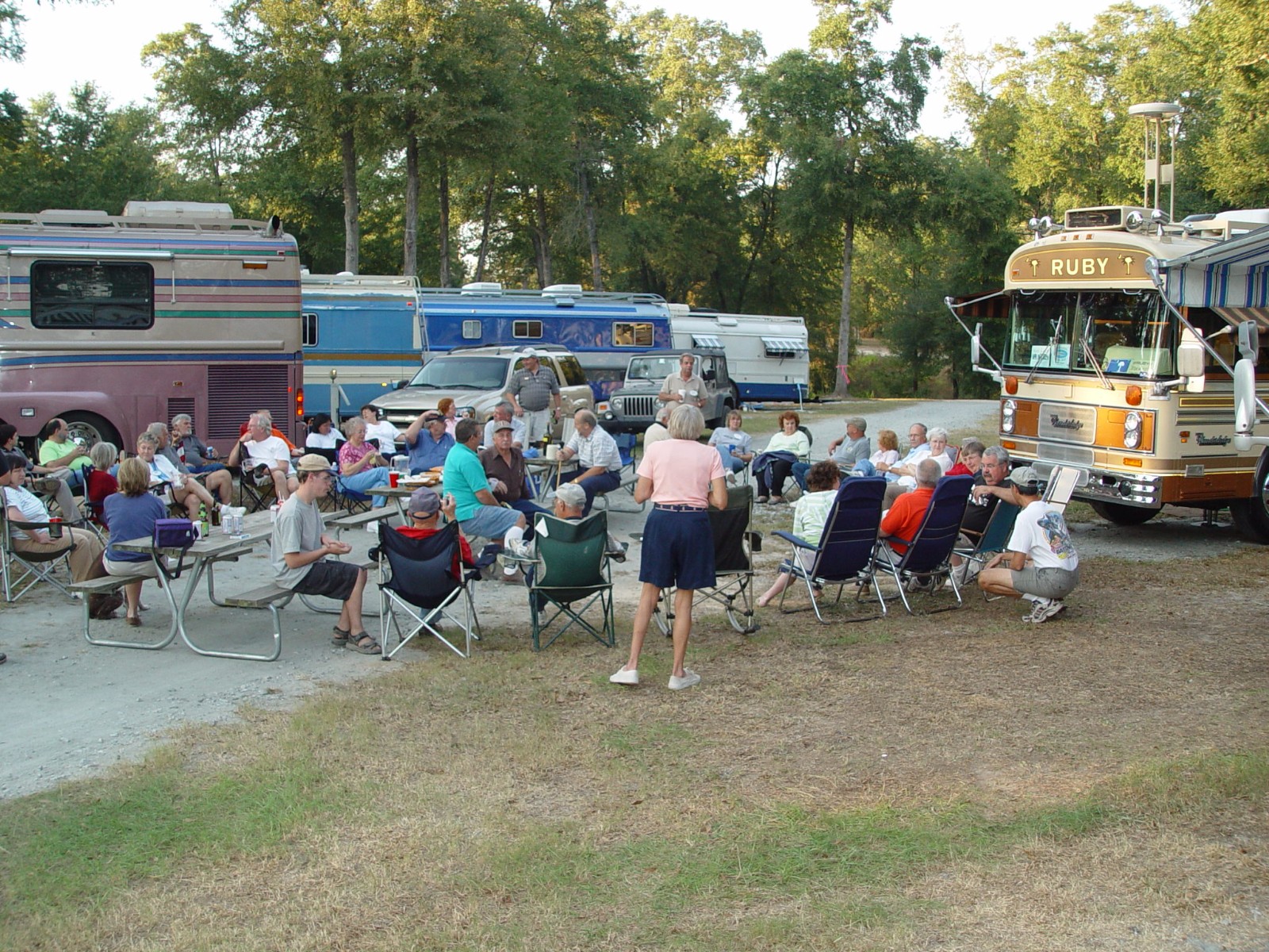  WEDNESDAY NIGHT, WITH 25 BIRDS IN ATTENDANCE, BROUGHT OUT A BIG GROUP FOR HAPPY HOUR