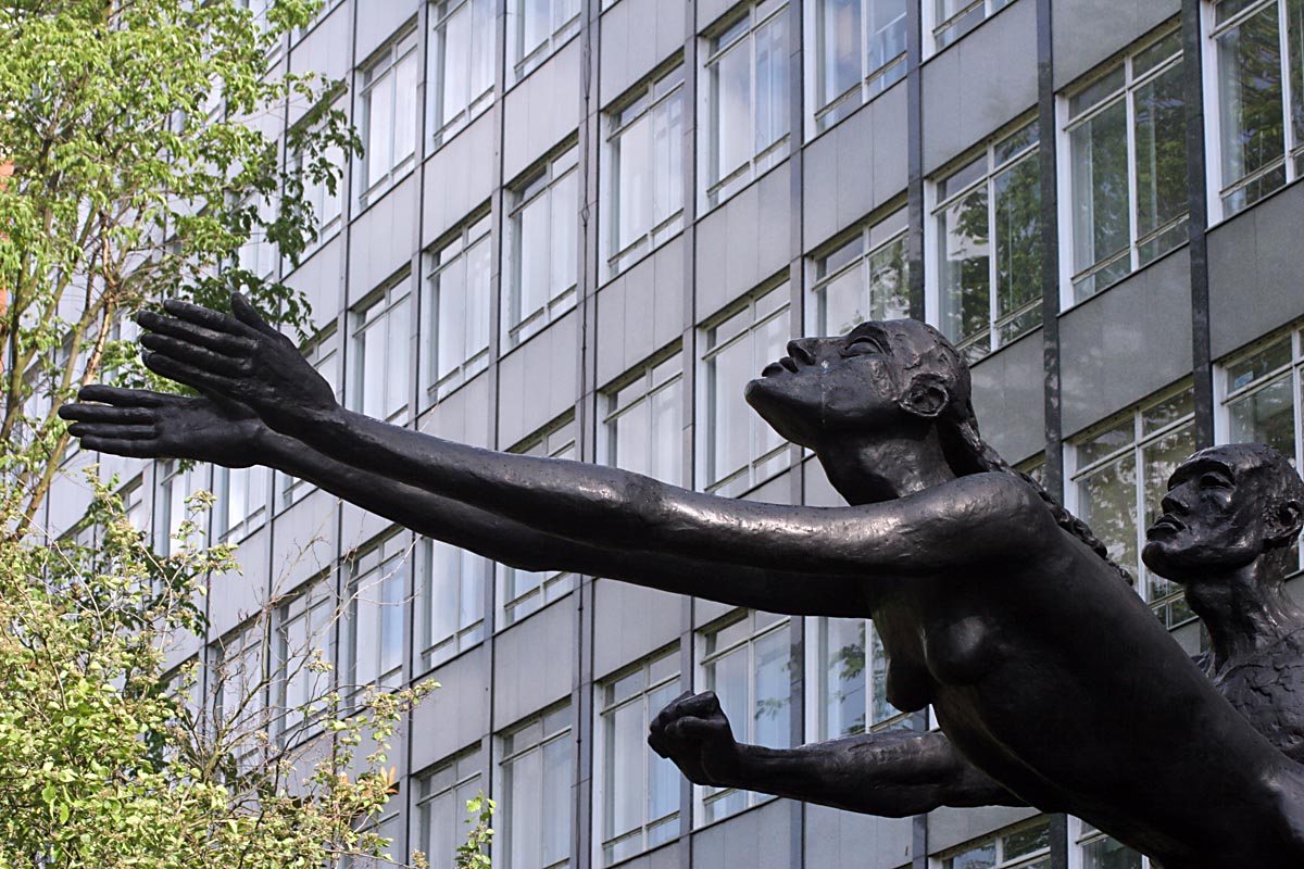 Statue in Knightsbridge