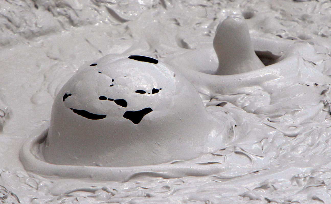 31 July Bubbling mud