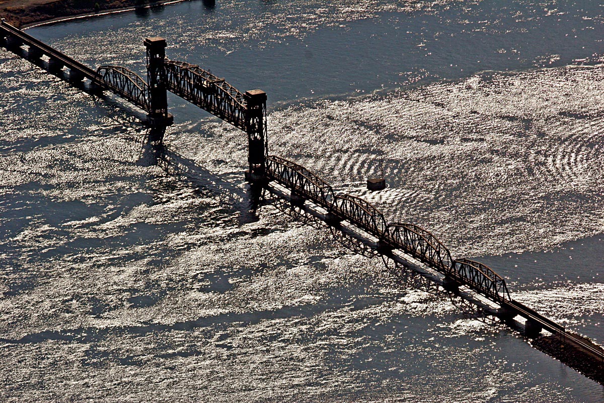 Bridge across the Columbia river
