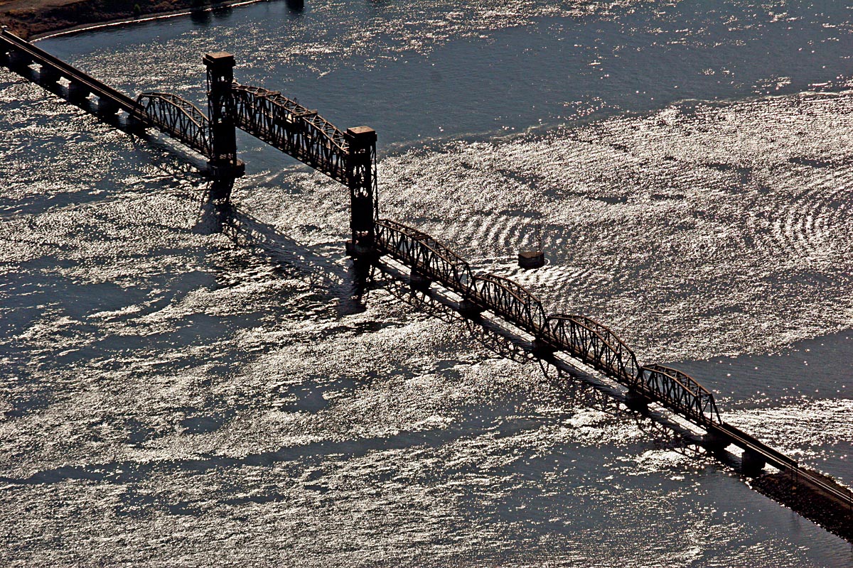 Bridge across the Columbia river
