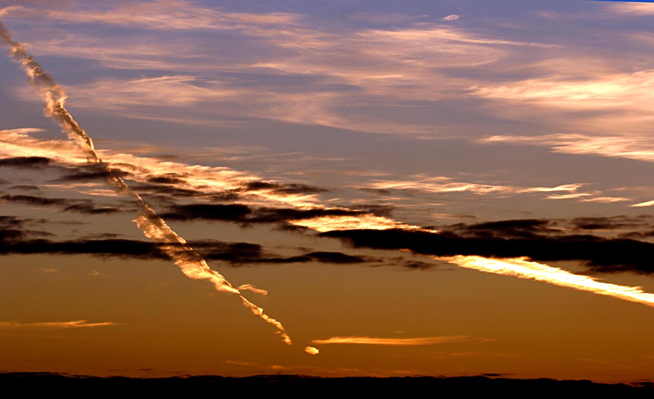 The sky from the Manchester ship canal