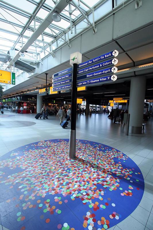 More blue in Schiphol