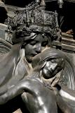 Statue near St Jame's palace
