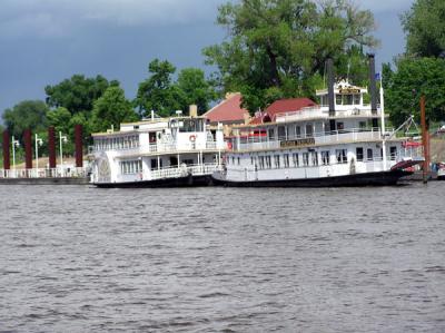 Mississippi Riverboats