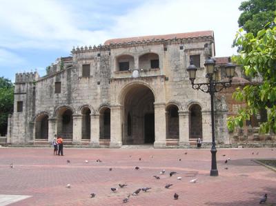 Catedral Santa Maria la Menor (Oldest Cathedral in the Americas)