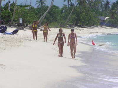 Beach between Canoa Coral and Iberostar Hacienda Dominicus