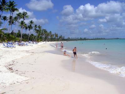 Beach at Coral Canoa