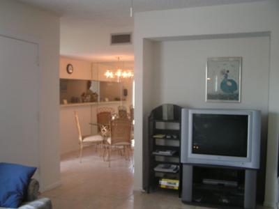Dining room and entertainment niche on main floor.JPG