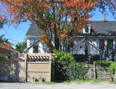 v3/81/575581/3/50415801.IMG1150house.jpg