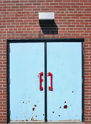 v3/81/575581/3/50683390.IMG2876door.jpg