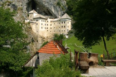 Predjama Castle