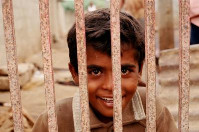 Bhuj17410014_Boy+Bars.jpg