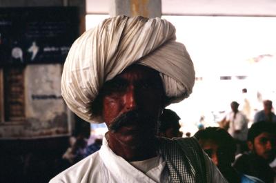 Bhuj17410025_Man+Turban.jpg