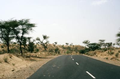 BAR17370012_Road+Desert.jpg