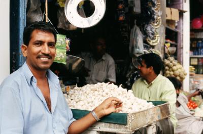 w05_Mandvi17450028_ShopKeeper.j