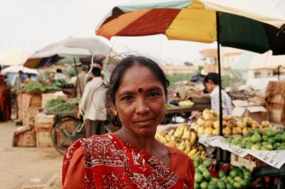 Bhuj17110020_Woman.jpg