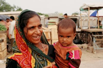 Bhuj17110021_Woman+Baby.jpg