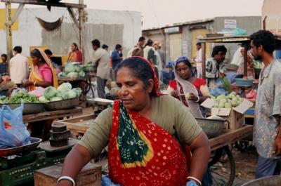 Bhuj17180020_Woman.jpg