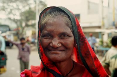 Bhuj17180036_Woman.jpg