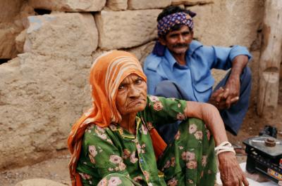 Bhuj17220027_Woman+Man.jpg