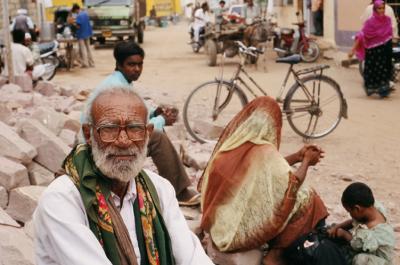 Bhuj17220036_Man+Street.jpg