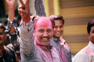 Bhuj17300009_ManInRed.jpg