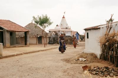 w05_Ludia17260019_Village.jpg