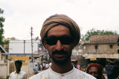 w05_Nalia17450002_Man+Sunglass.