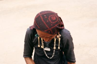 w05_Naka17080027_OldWoman.jpg